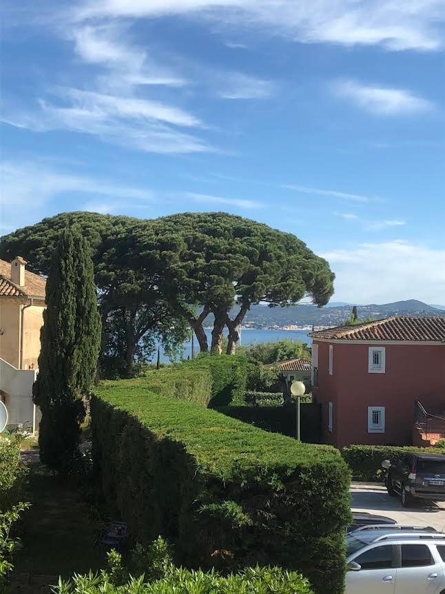 Appartement Les Jardines d`Artemis  à Saint-Tropez Extérieur photo