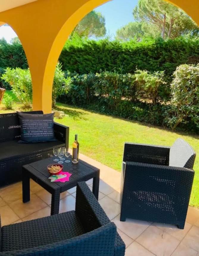 Appartement Les Jardines d`Artemis  à Saint-Tropez Extérieur photo