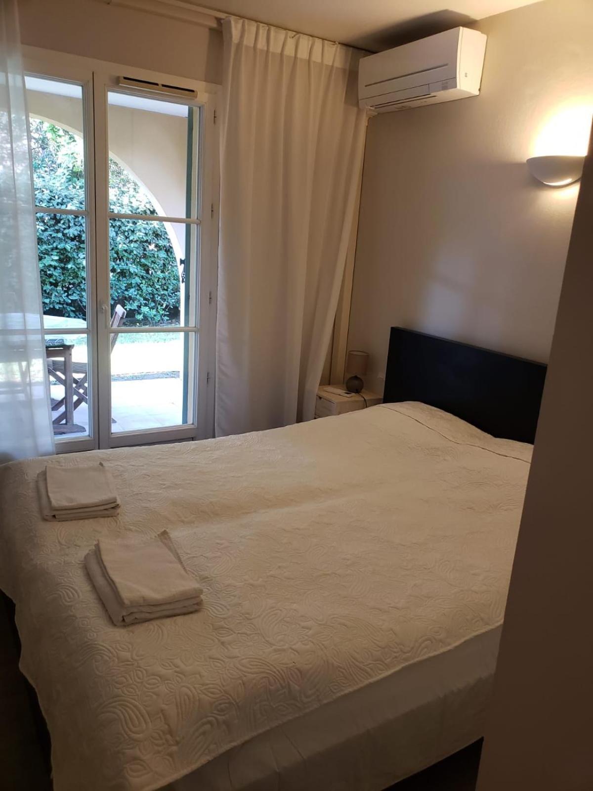Appartement Les Jardines d`Artemis  à Saint-Tropez Extérieur photo